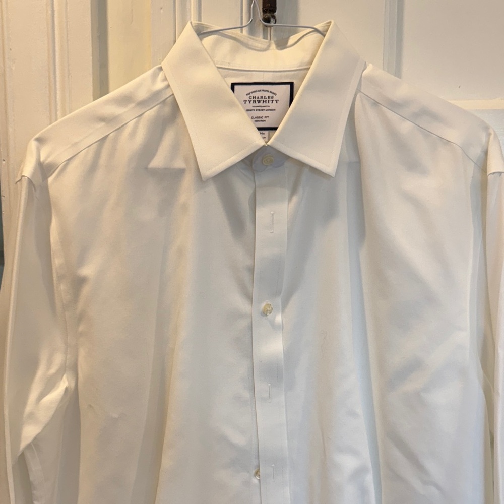 Charles Tyrwhitt Elegant Ivory Dress Shirt